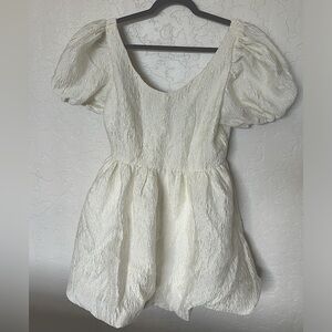 NWT Sister Jane x Anthropologie White jacquard print puff sleeve short dress XL